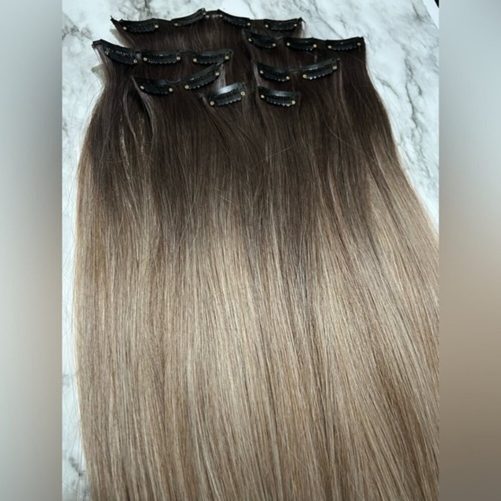 24 Inch Ombre Clip in Hair Extensions Brown to Light Blonde in Straight - Picture 4 of 5